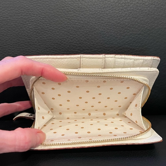 Kate Spade New York Mikas Pond Jules Wallet - Picture 5 of 12